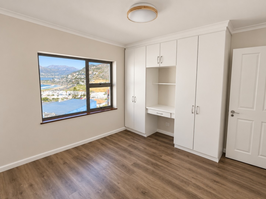 4 Bedroom Property for Sale in Glen Ridge Western Cape